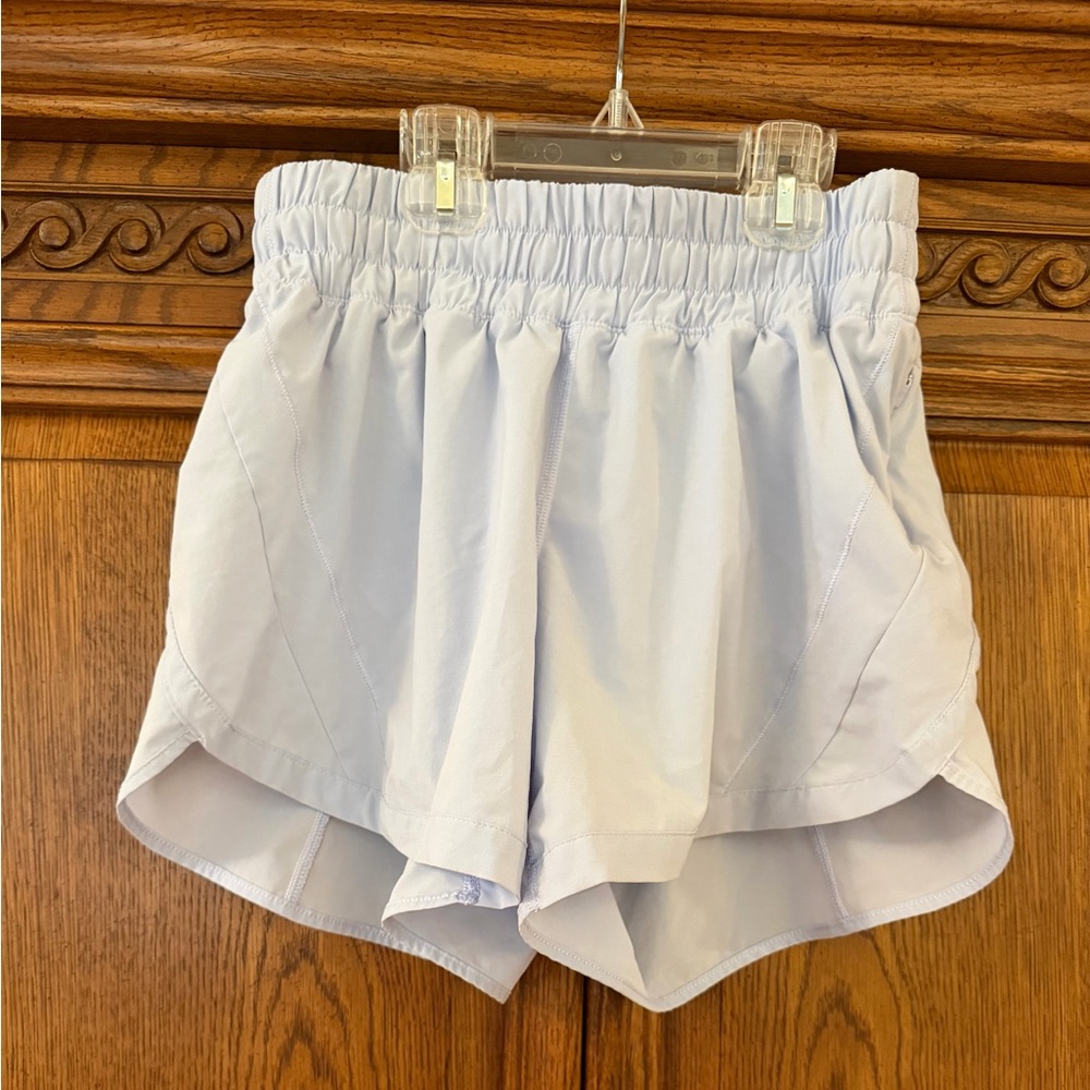 Lululemon Track That 5” Short in Periwinkle size 6 EUC